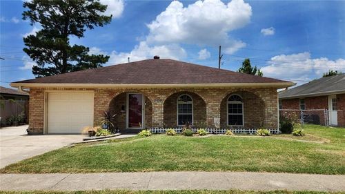 368 Firethorn Dr, Gretna, LA, 70056-7934 | Card Image