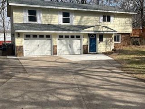 3665 Oakgreen Ave N, Stillwater, MN, 55082-1331 | Card Image