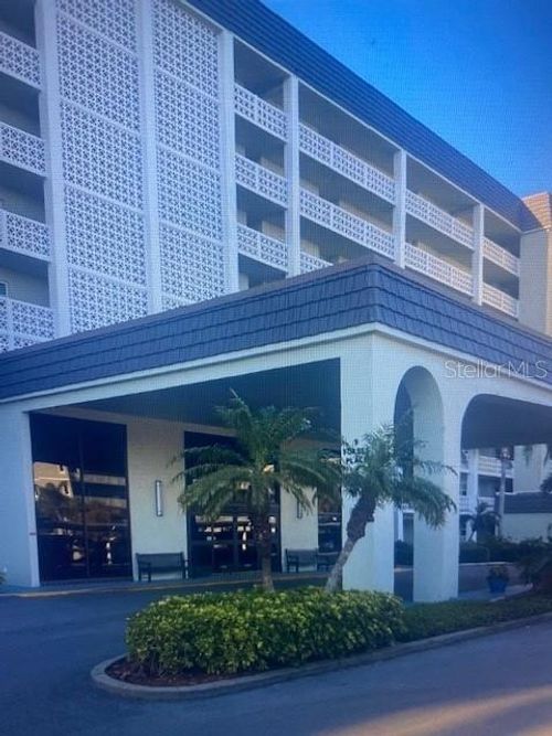 112-9 Forbes Place Place, DUNEDIN, FL, 34698 | Card Image