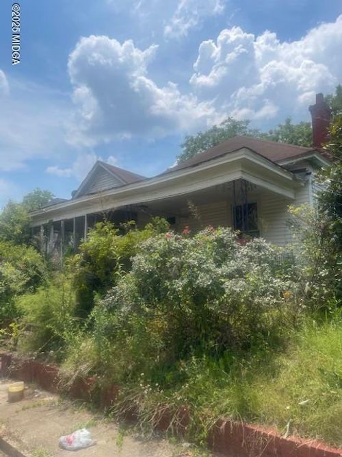 340 Jones Ave, Macon, GA, 31217-3930 | Card Image