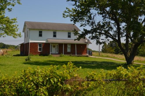1722 Winding Blade Rd, East Bernstadt, KY, 40729-7843 | Card Image