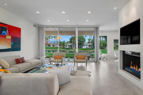 387 Desert Lakes Dr, Palm Springs, CA, 92264-5513 | Card Image