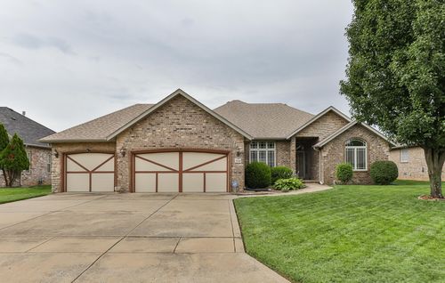 3210 W Village Ter, Springfield, MO, 65810-1151 | Card Image