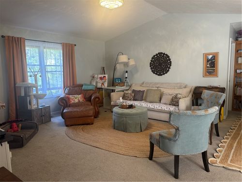 c-9 Clover Ln, Holiday Island, AR, 72631-4608 | Card Image