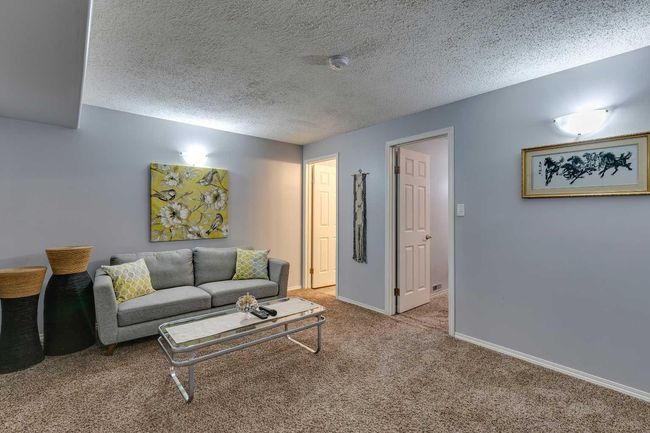 23 Chaparral Ridge Terr Se, Townhouse with 3 bedrooms, 3 bathrooms and 2 parking in Calgary AB | Image 27