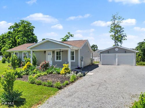 457 West St, Greeneville, TN, 37745-4465 | Card Image