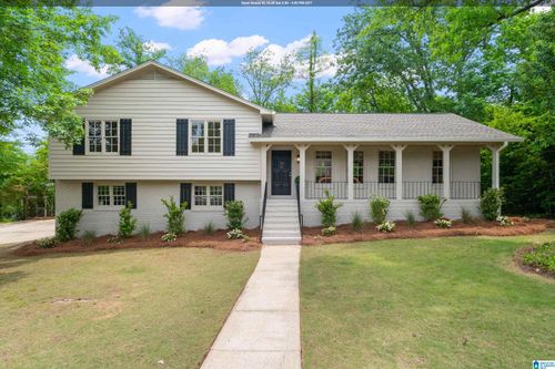 1049 Shades Ave, Hoover, AL, 35226-2511 | Card Image