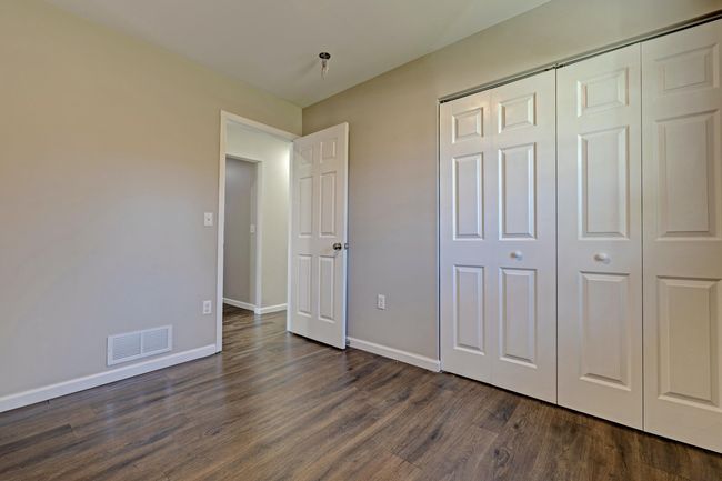 14) Bedroom 1 | Image 38