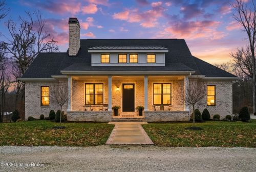 7498 Old Vincennes Rd, Floyds Knobs, IN, 47119-9531 | Card Image