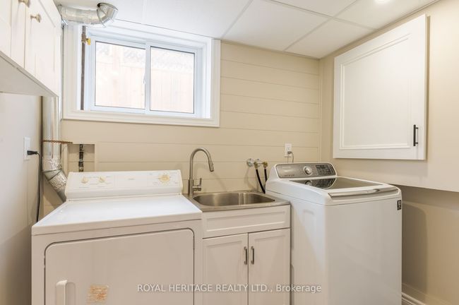 933 Ashdale Cres W, House other with 4 bedrooms, 2 bathrooms and 3 parking in Peterborough ON | Image 25