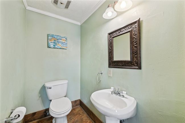 701 Stanley Ave, House other with 4 bedrooms, 2 bathrooms and 2 parking in Springdale PA | Image 7