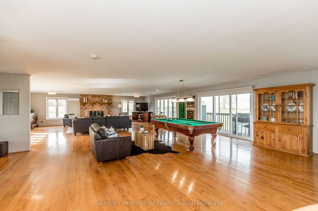 828350 Mulmur Nottawasaga Tline, Home with 6 bedrooms, 1 bathrooms and 18 parking in Mulmur ON | Image 31