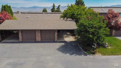 3364 W Catalina Ln, Boise, ID, 83705-4007 | Card Image