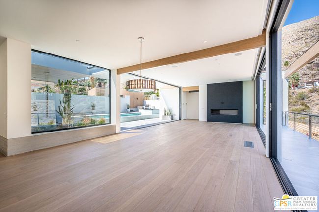 310 W Crestview Dr, House other with 3 bedrooms, 4 bathrooms and 2 parking in Palm Springs CA | Image 7