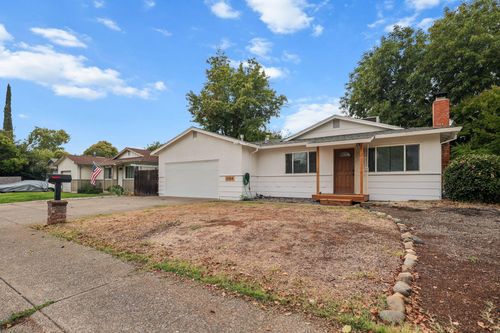 3584 Mercury Dr, Redding, CA, 96002-3015 | Card Image