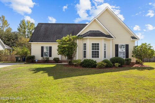 1013 Bristolmoor Dr, Winterville, NC, 28590-6712 | Card Image