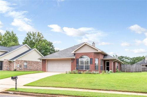 8270 Cheyenne St S, Theodore, AL, 36582-7315 | Card Image