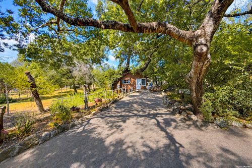 18627 Hillside Dr, Helotes, TX, 78023-3203 | Card Image