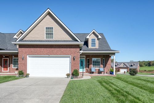 38 Saddle Brook Ln, Crossville, TN, 38571-3289 | Card Image