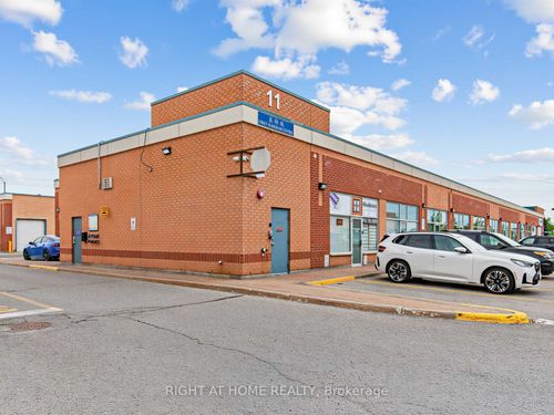33-11 Fairburn Dr, Markham, ON, L6G0A4 | Card Image