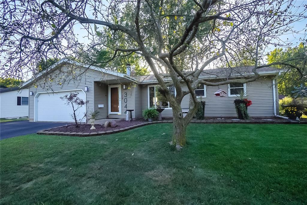 Hartwood Dr, Eau Claire, WI 54703
