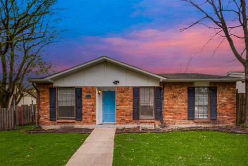 9230 Millwood Dr, Rowlett, TX, 75088-4415 | Card Image