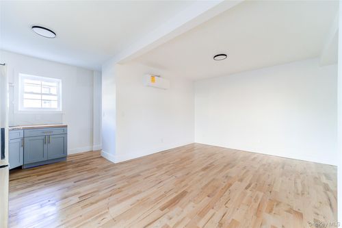 unit-3-258 State Street, Hudson, NY, 12534 | Card Image