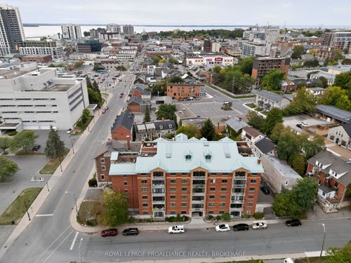304-2 Bay St, Kingston, ON, K7K6T7 | Card Image