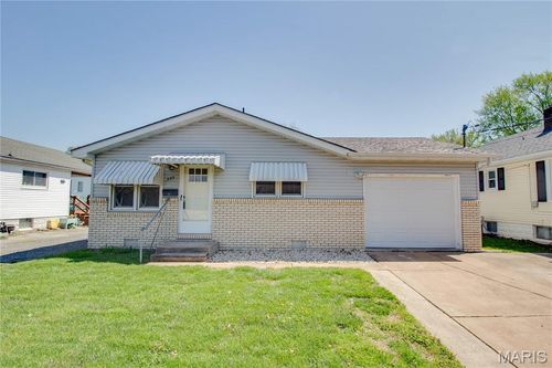 523 Park Dr, Bethalto, IL, 62010-1854 | Card Image