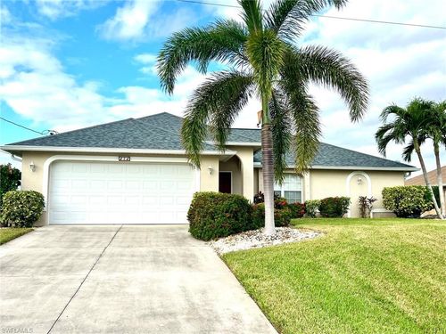 818 Sw 8th Pl, Cape Coral, FL, 33991 | Card Image