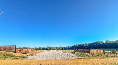 11870 Campbell Rd, Overbrook, OK, 73453-2238 | Card Image