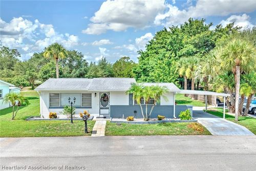 118 Country Club Dr, Lake Placid, FL, 33852-9203 | Card Image