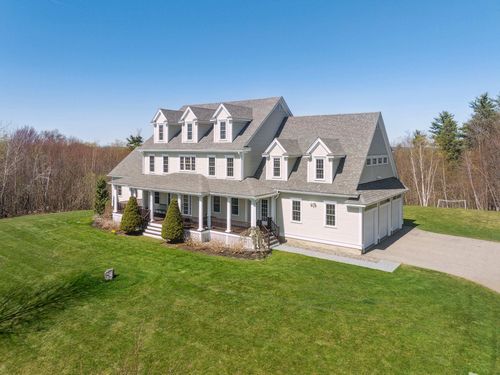 7 Hoosac Rd, Kensington, NH, 03833-6735 | Card Image