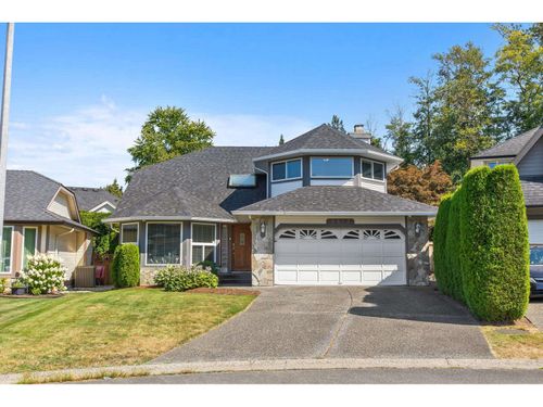 8418 214 St, Langley, BC, V1M2J2 | Card Image