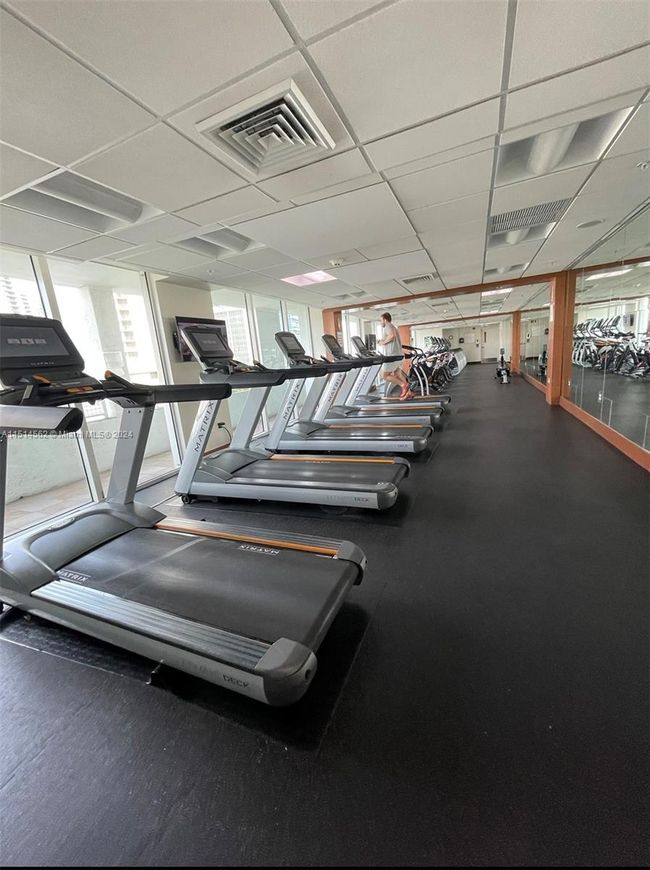 APT-509 - 31 Se 5 Th St, Condo with 1 bedrooms, 1 bathrooms and null parking in Miami FL | Image 14