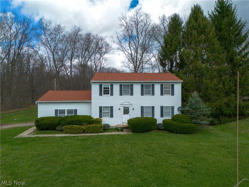 8511 Kennard Rd, Lodi, OH, 44254-9603 | Card Image