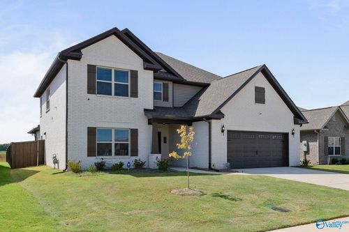 279 Shubert Dr, Hazel Green, AL, 35750-4611 | Card Image