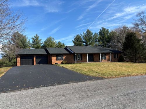 199 Jamestown Rd, Daleville, VA, 24083-3638 | Card Image