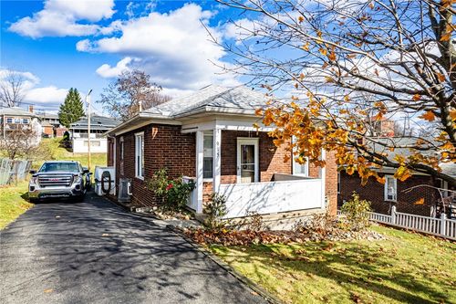 915 Mary St, Langeloth, PA, 15054-1110 | Card Image