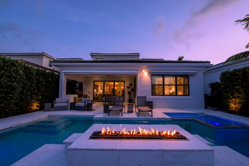 13651 Artisan Cir, Palm Beach Gardens, FL, 33418-5607 | Card Image