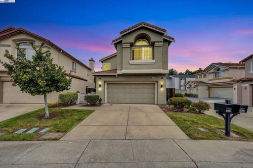 16060 Silverleaf Dr, San Lorenzo, CA, 94580-1191 | Card Image