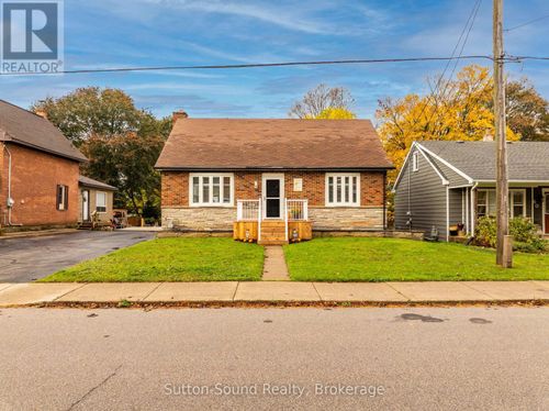 850 8th Ave E, Owen Sound, ON, N4K3A7 | Card Image
