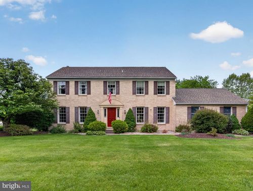 853 Lahr Rd, Nazareth, PA, 18064-9546 | Card Image