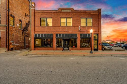 116 E Pine Ave, El Dorado, KS, 67042-3474 | Card Image