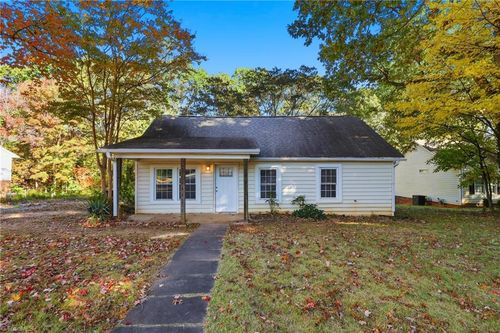 5414 Dobson Rd, Greensboro, NC, 27410-5202 | Card Image