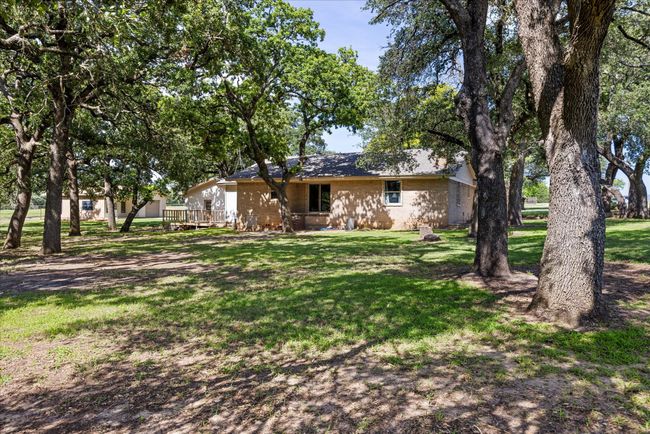 111 Encino Springs Ln, House other with 3 bedrooms, 2 bathrooms and null parking in Weatherford TX | Image 37