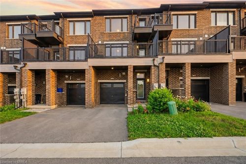 107-585 Colborne St, Brantford, ON, N3S0K4 | Card Image