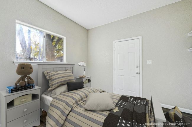 212 S Walnut Ave, House other with 3 bedrooms, 2 bathrooms and 2 parking in Luling TX | Image 14