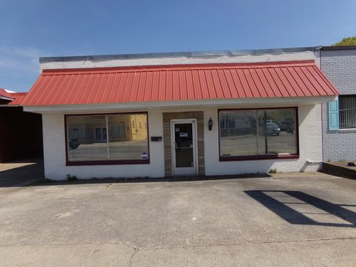 226 E Commerce St, Lewisburg, TN, 37091 | Card Image