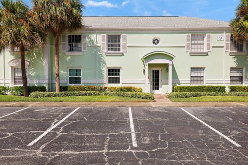 c-4859 Coquina Key Dr Se, ST PETERSBURG, FL, 33705-6317 | Card Image